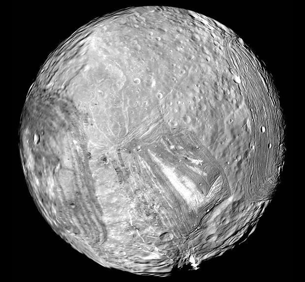 Bizarre Shape of Uranus' 'Frankenstein' Moon Explained